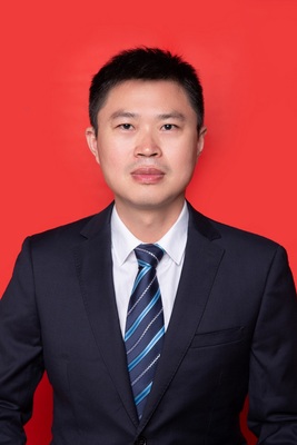 陈海波
校长助理